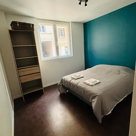 Plein Centre Du Puy En Velay Avec Parking Apartament Le Puy-en-Velay